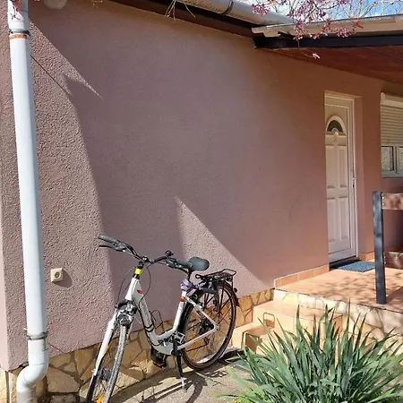 Búbánatvölgyi Apartman